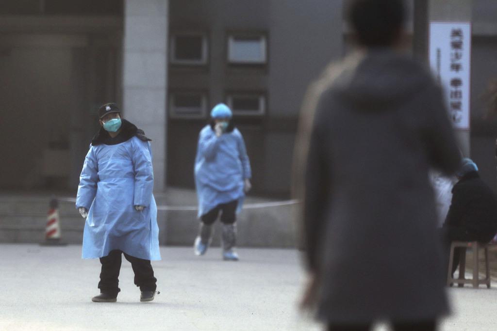 武漢で邦人１人が重度の肺炎発症