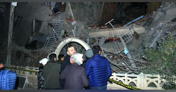 トルコ東部で地震18人死亡　500人超負傷、M6.7