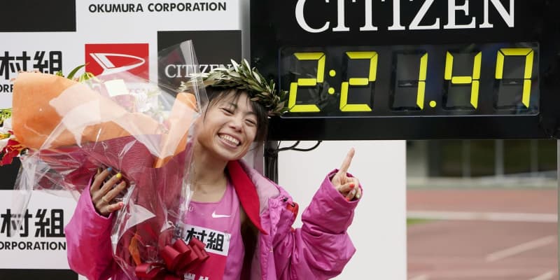 女子マラソン、松田が五輪に前進　大阪国際、設定記録突破し優勝