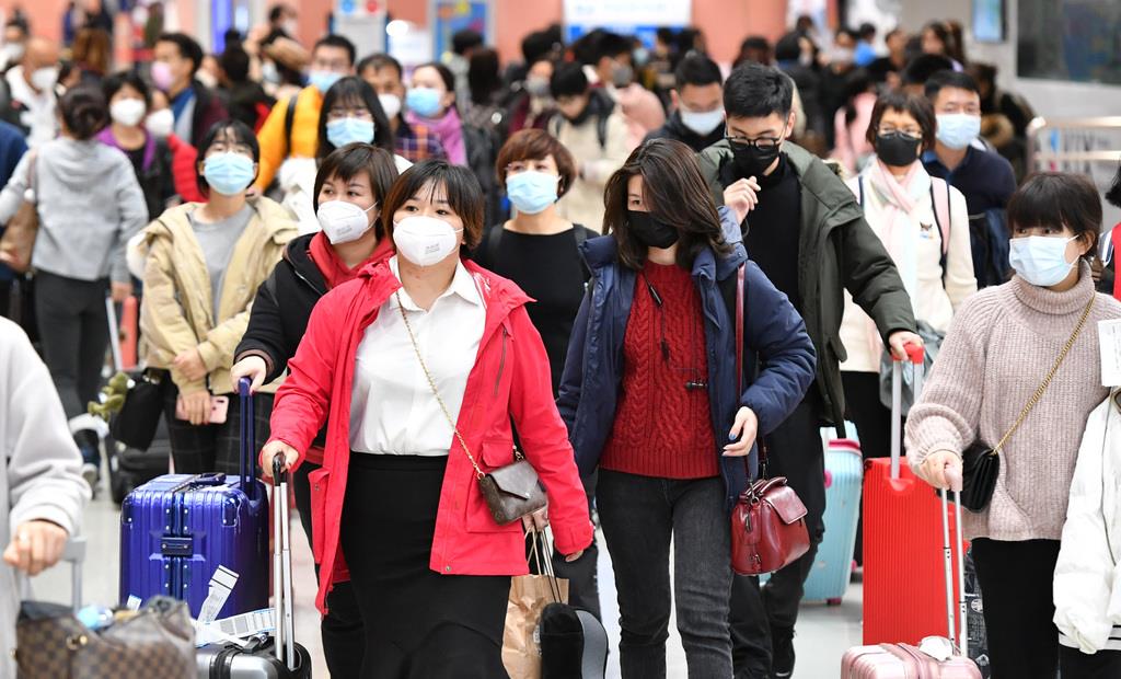 新型肺炎、マスク品薄続く　大阪のドラッグストア