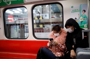 新型肺炎、中国の死者132人に増加　感染者5974人に - ロイター