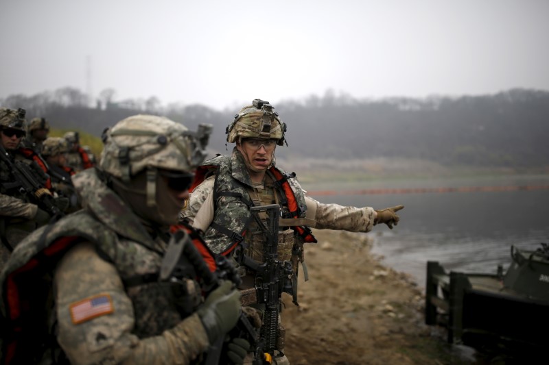 在韓米軍の韓国人労働者、休職扱いも　駐留経費巡る交渉難航で