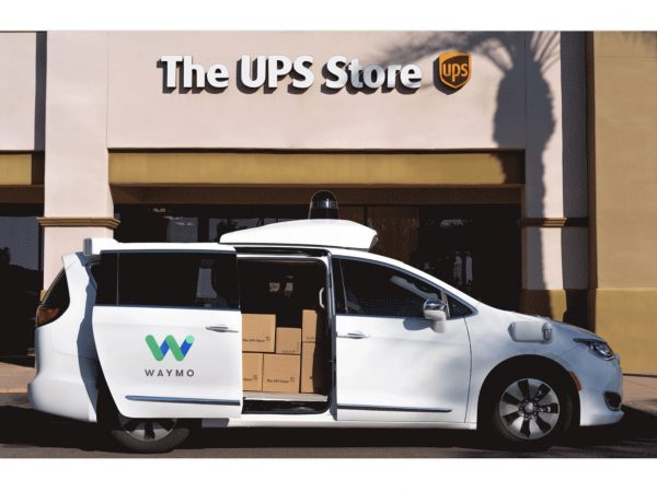 UPSの配達荷物をWaymoの自動運転車が運搬！米フェニックスで間もなく開始