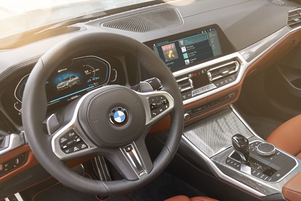 BMW、音楽ストリーミングサービスを車載化…「コネクテッドミュージック」を欧州発表