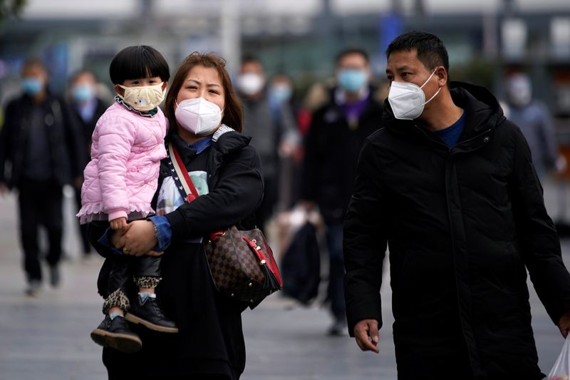 新型肺炎、中国の死者361人でＳＡＲＳ上回る　金融市場は急落