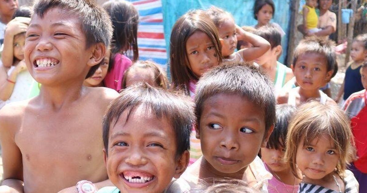 貧困層の子どもたちが、和太鼓をフィリピンで叩く理由。東日本大震災を受けて作られた曲を…