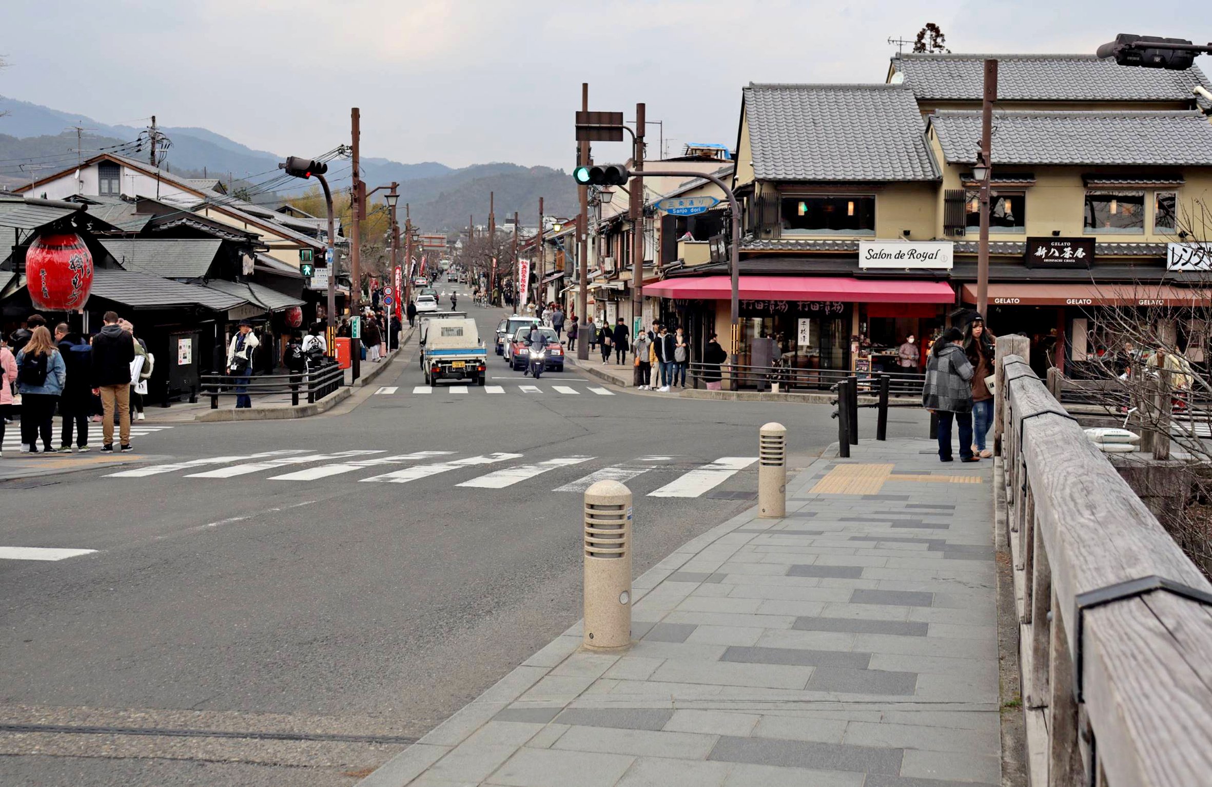 新型肺炎で嵐山も金閣寺も「人がいない」　京都の観光地、激減