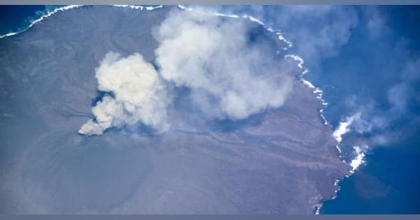 東京・西之島、5秒間隔で噴火　噴煙は最高の2700メートル