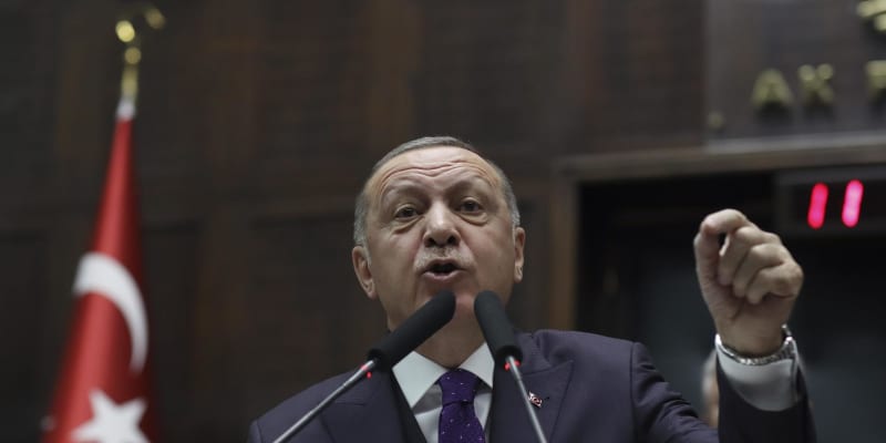 トルコ、シリア軍撤退要求　「今月以内」大統領が警告