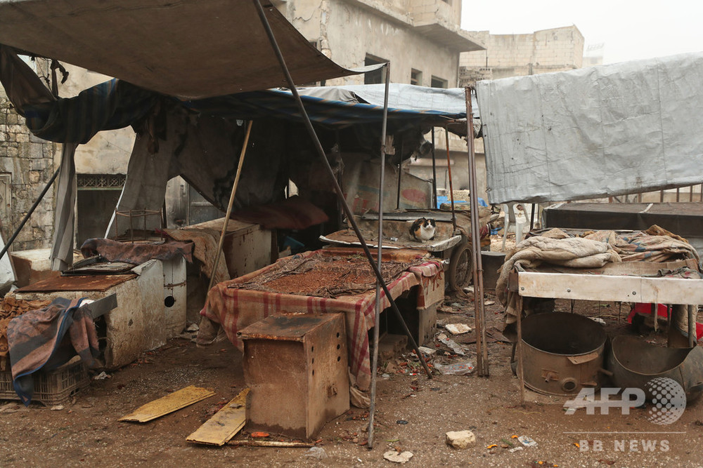 シリア政府軍、イドリブ近郊の交通の要衝を制圧 避難者58万人超