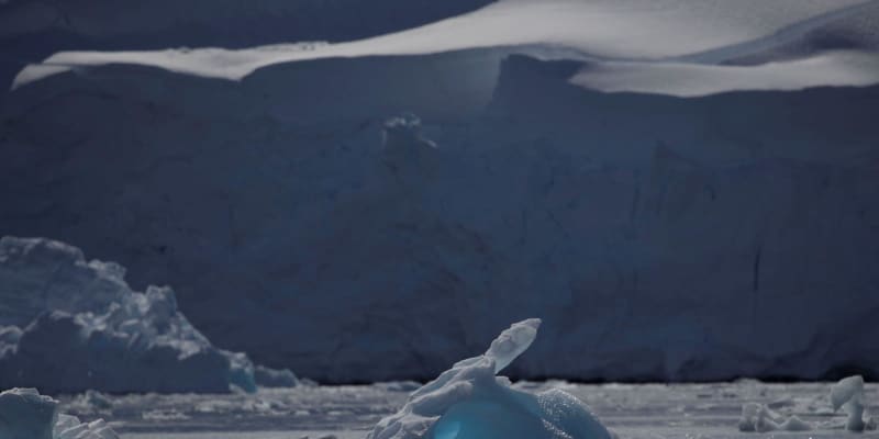 南極、過去最高気温を観測か　18.3度、情報精査へ