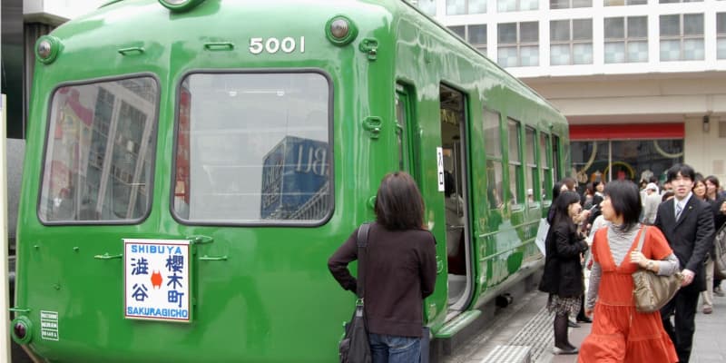 渋谷「青ガエル」秋田に移転へ　ハチ公前、緑色の東急車両