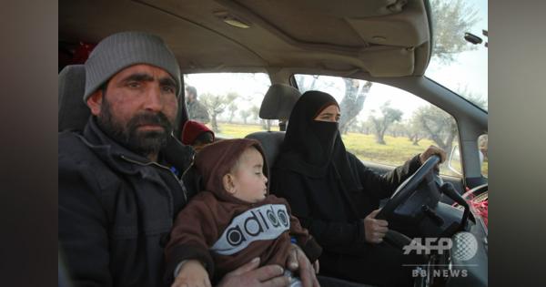 「どこへ逃げれば…」 内戦激化のシリア北部、さまよう家族