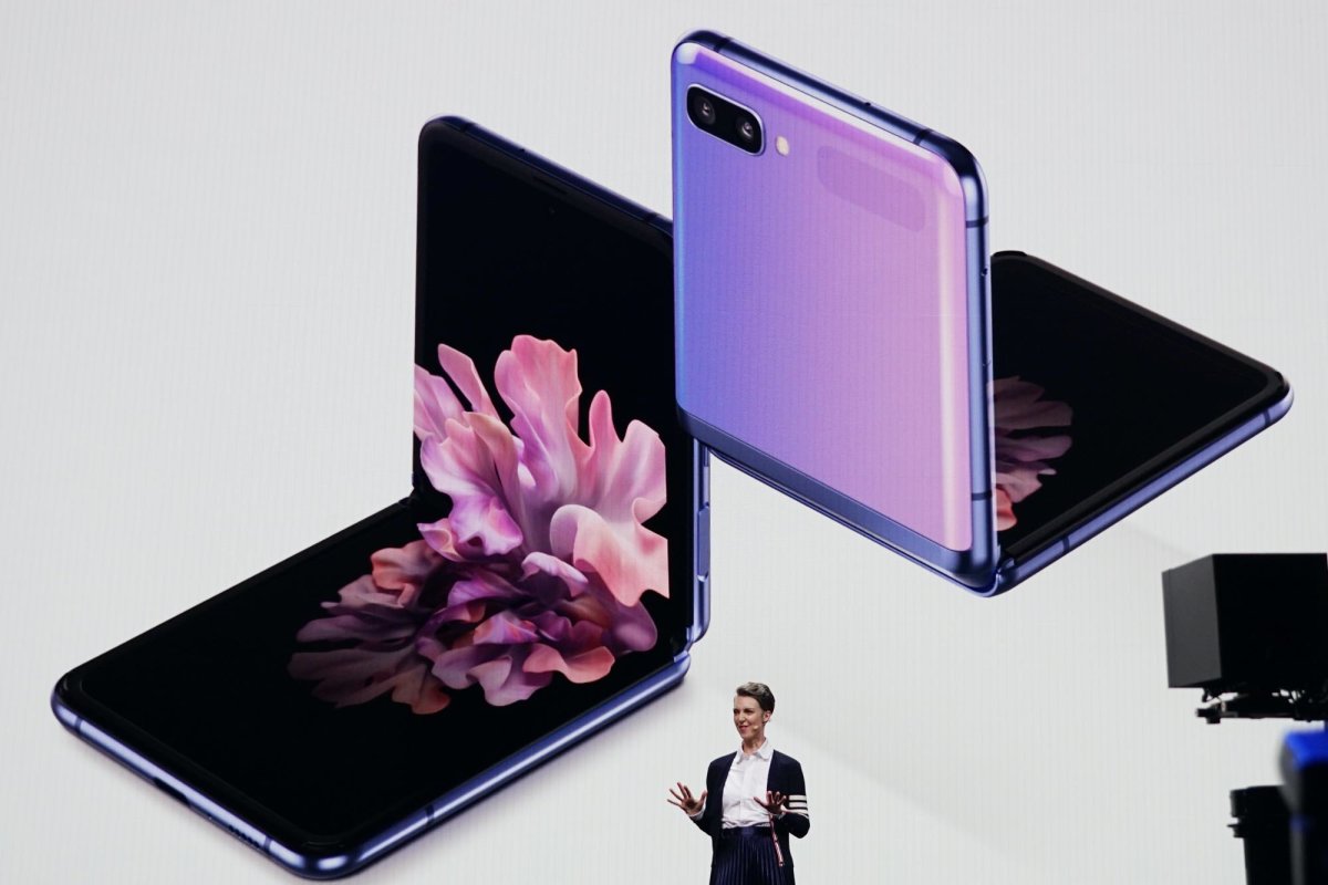 Galaxy - [1197] galaxy Z Flip 256gb SIMフリー折り畳みスマホ Galaxy Z Flip6｜価格比較・SIMフリー・最新情報 - 価格.com