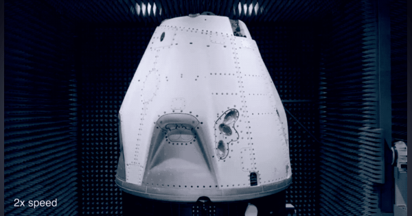 SpaceXがNASAの有人宇宙飛行専門家を雇用、宇宙船クルードラゴンはDemo-2ミッション準備完了