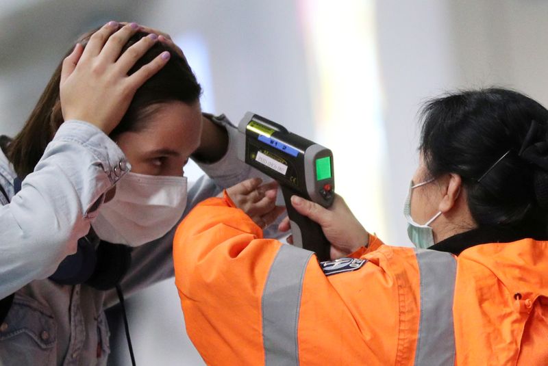 中国で新型肺炎の感染鈍化、ＷＨＯは慎重姿勢維持　催し中止相次ぐ