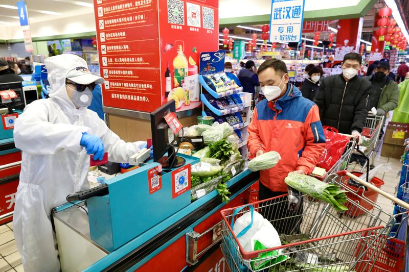 中国湖北省、新型肺炎の死者・感染者が急増　確認基準の変更で
