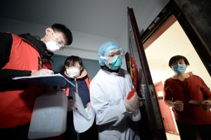 新型肺炎、中国の感染者5090人増　クルーズ船がカンボジア到着 - ロイター