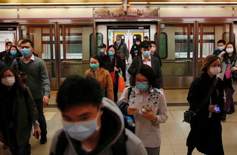 香港、新型肺炎対策で32億ドル拠出へ　経済に一段の重し