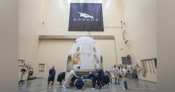 SpaceXのCrew Dragonが最初の有人飛行に備えてフロリダへ移動