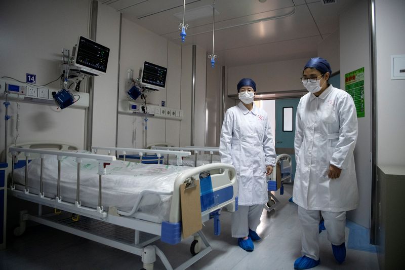 中国で新型肺炎に新療法、回復患者の血漿投与　医師「効果確信」
