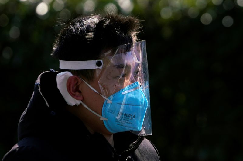 新型肺炎、中国本土の新たな感染者減少　専門家は慎重姿勢崩さず