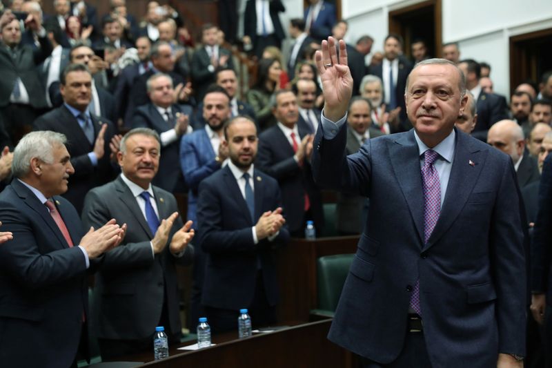 トルコ大統領、シリアでの軍事作戦開始は「時間の問題」と警告