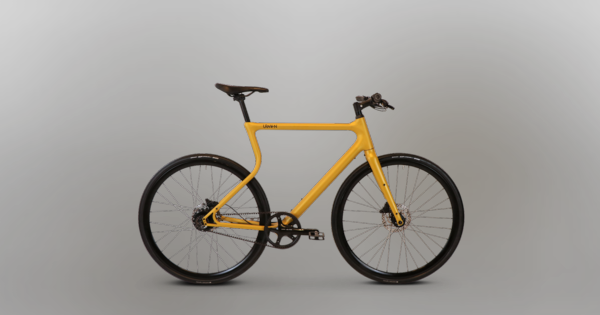 3Dプリントの電動アシスト自転車「PLATZHIRSCH」が登場！重量わずか12kg