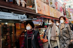 韓国、新型ウイルス対策を強化　感染者急増受け - ロイター