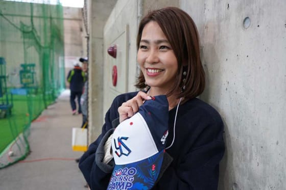 筋金入りの野球ファン“美魔女”坂元美香さんが“体験”　女性がキャンプを楽しむには？