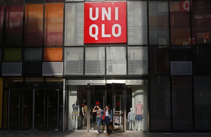 ファーストリテ、中国でユニクロ100店舗の営業再開　休業なお250店舗