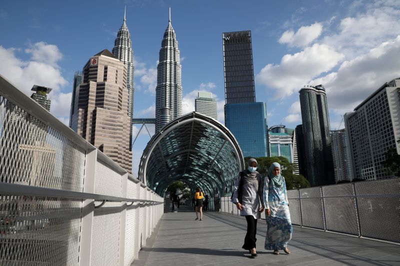 マレーシア、47億ドル規模の景気刺激策発表　成長率予想引き下げ