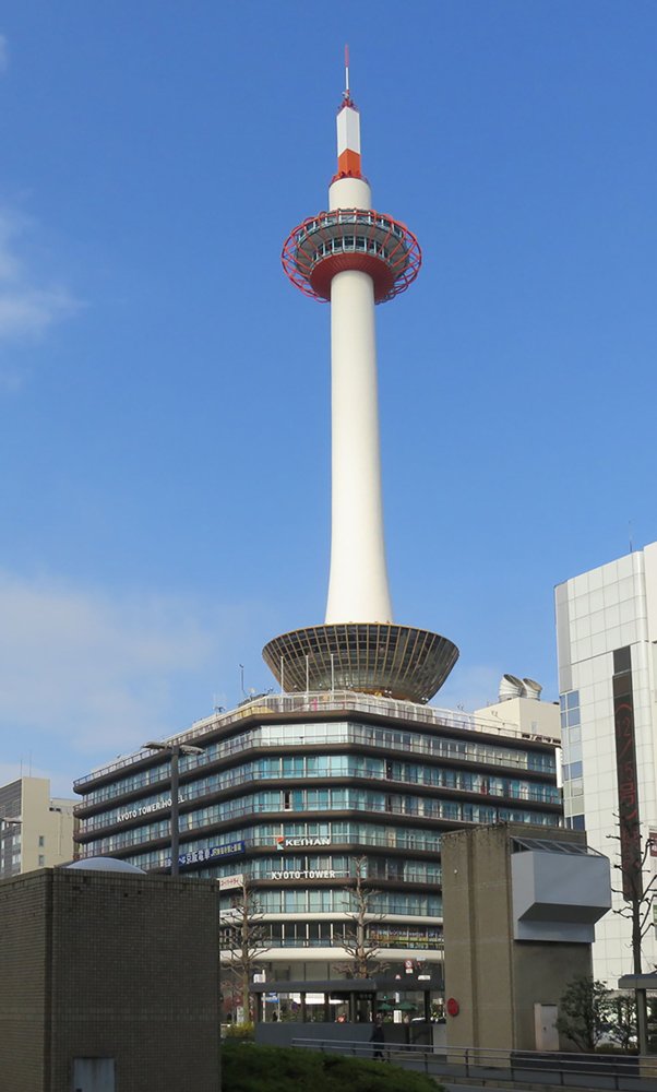 京都タワーが展望室を臨時休業へ　新型コロナ感染拡大で