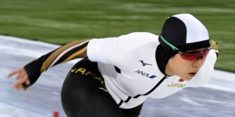 スケート高木美、新浜が総合首位　小平2位、スピード世界選手権