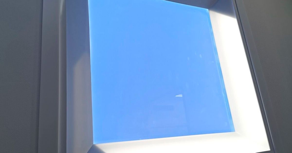 三菱電機の「青空照明」まるで本物の青空のよう。価格は68万円