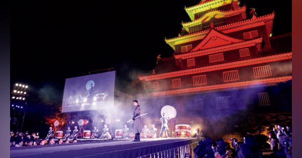 冬の岡山城が感動の渦に包まれた──日本初「お城でファッション」