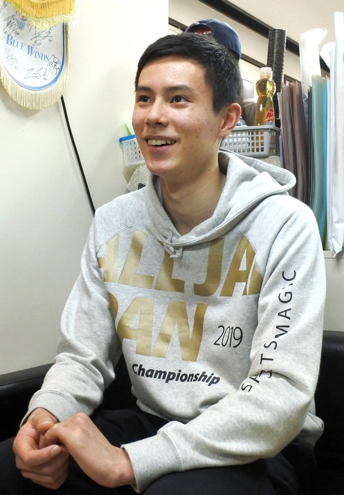 バレー男子・高橋藍「思い切りやりたい」高校生で日本代表初選出、夢の五輪へ