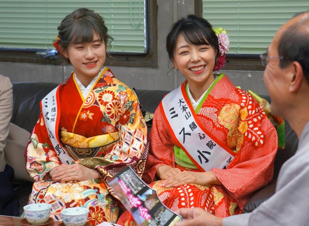 山科の魅力PR、第15代「ミス小野小町」が市役所訪問