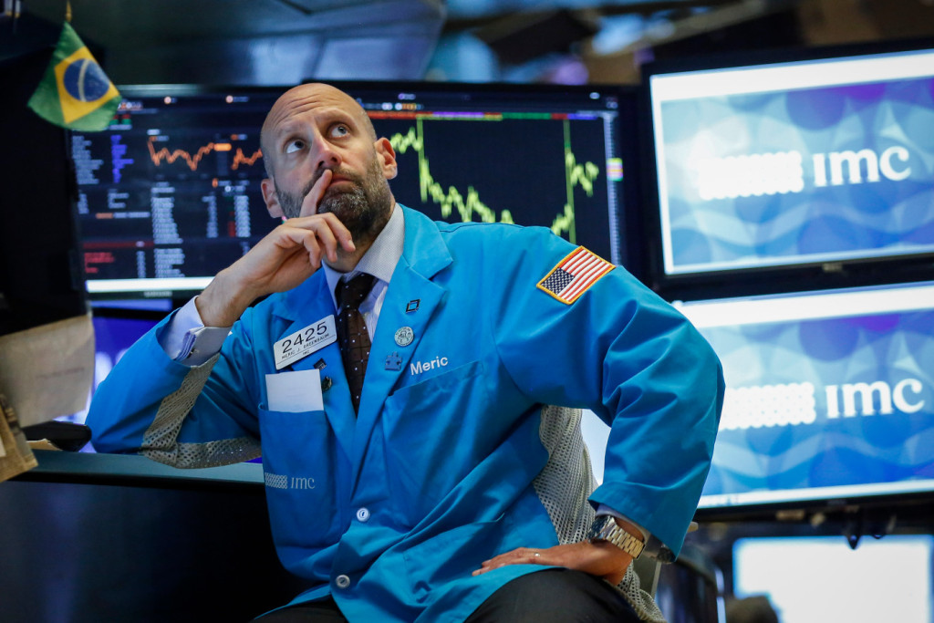 米国株式市場で前週下げた株価が早朝取引で一部反転