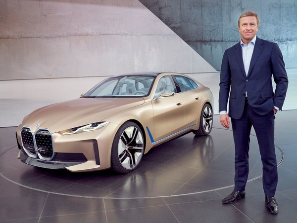 BMW、コンセプト i4 発表…縦長キドニーグリル採用の次世代EV［動画］