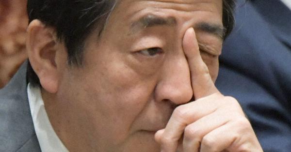 「桜」出席のマルチ元幹部　昭恵氏発案の事業に出資　野党追及に首相「知り合いではない」