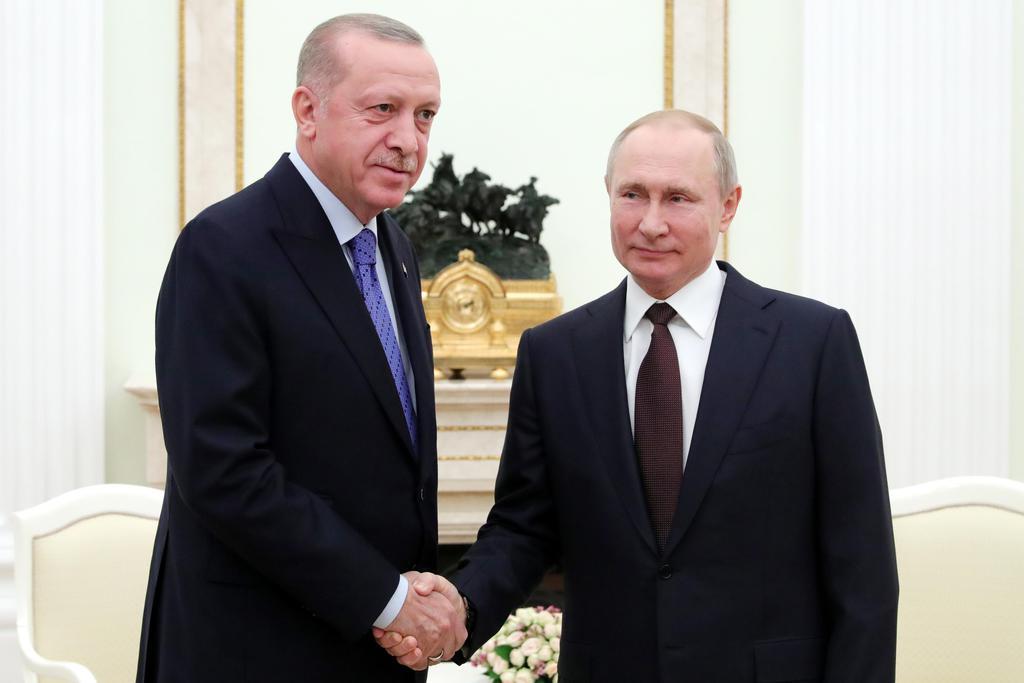 ロシアとトルコが首脳会談　プーチン氏「対話必要」