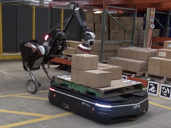 ロジスティックの効率が大幅アップ！ Boston DynamicsとOTTOが「ロボットが働く倉庫」で提携