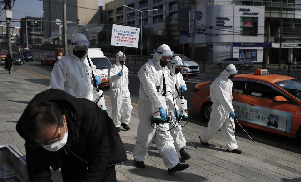 新型コロナ　韓国の感染者７０４１人に、死者４７人
