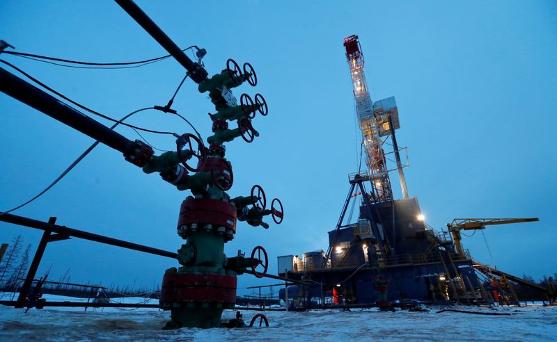 ロシア、25─30ドルの原油安は乗り切れる＝財務省