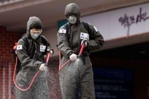 韓国、新型ウイルス感染7513人・死者59人に　増加ペース鈍化 - ロイター