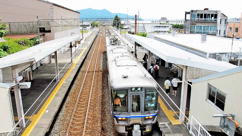 北陸新幹線年内に並行在来線運賃水準