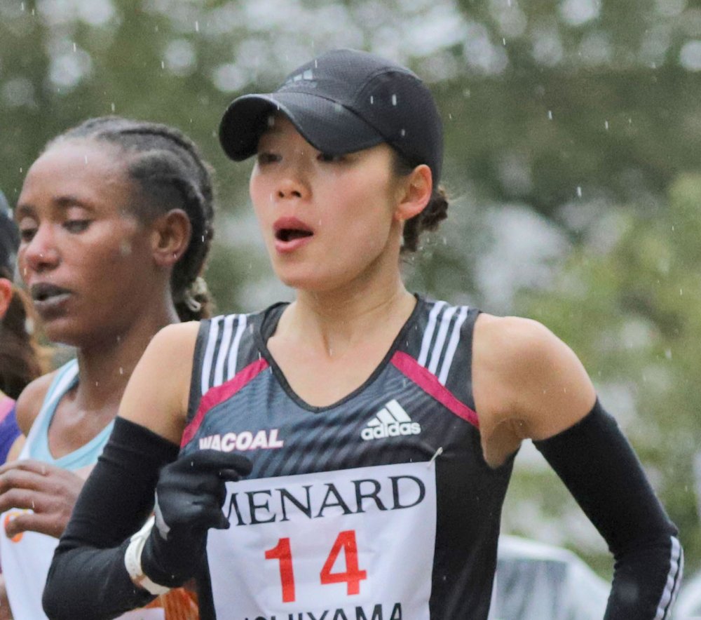 マラソン代表の一山、女子単独レースで日本新記録