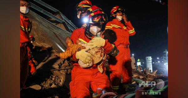 中国の隔離施設倒壊、男性1人救出 事故発生から69時間後