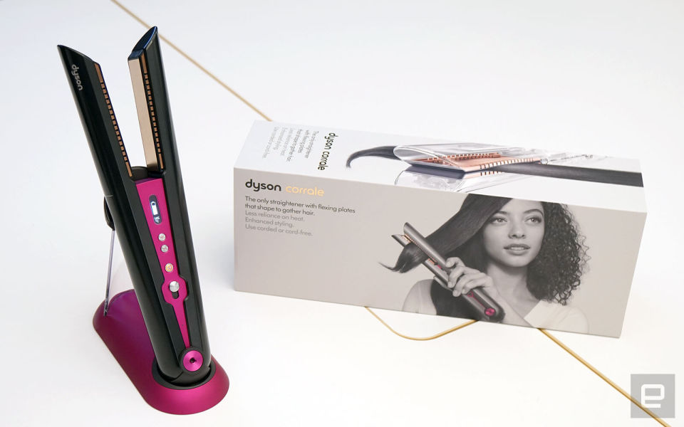 ダイソン 高級ヘアアイロン Corrale 発表 髪へのダメージ半分 の新技術採用